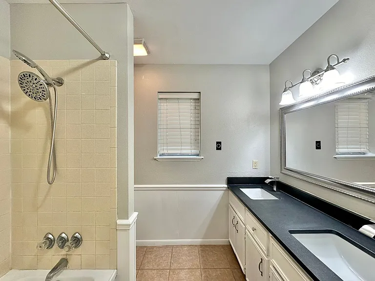 2448 Holly Ln — Photo 26