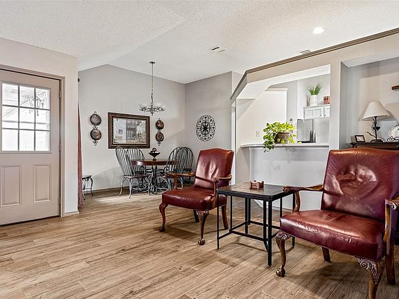 3rd image of 2116 Hearthside Ln