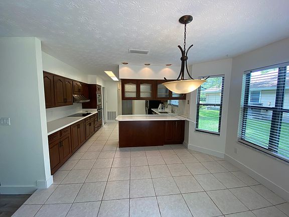 5th image of 255 Briarwood Ln