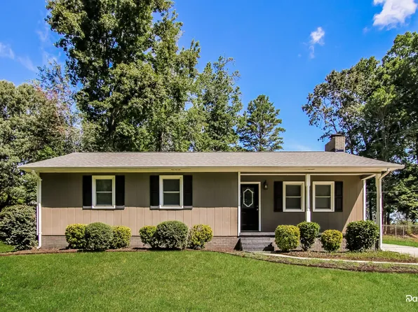 311 Willow St, Stanley, NC 28164