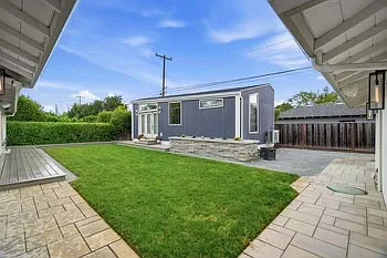 1500 Brookdale Dr — Photo 3