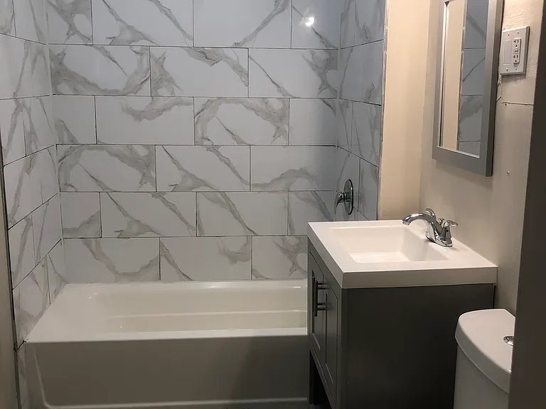 16 Canfield St #3 — Photo 13