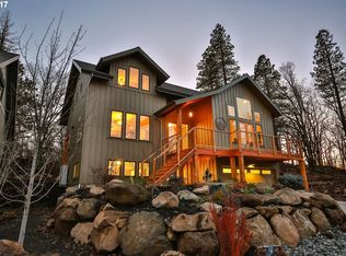 4155 Stonegate Dr, Hood River, OR