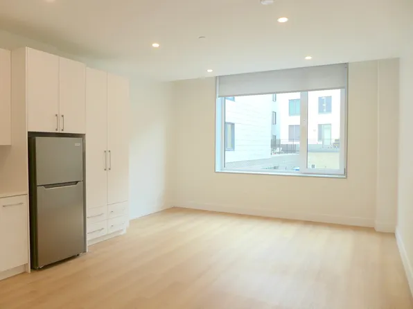 1112 Harrison Ave, Roxbury, MA 02119