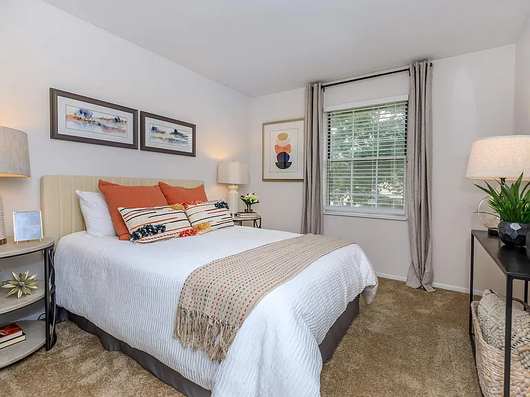 Westchester Townhomes — Photo 19