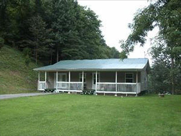 1st image of 424 Right Fork Of Rockhouse Crk
