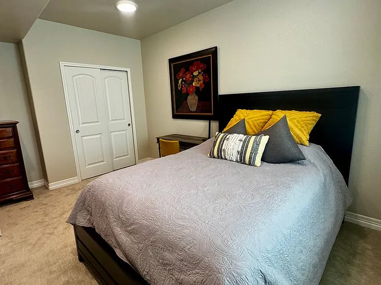4553 Hanging Lake Cir — Photo 28