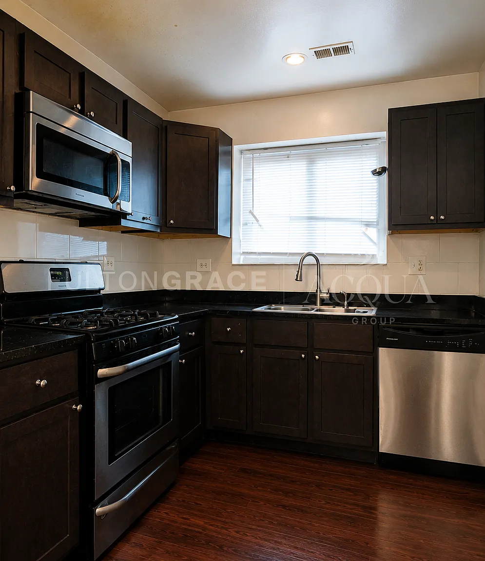 2 bed, $1,950 — Photo 2