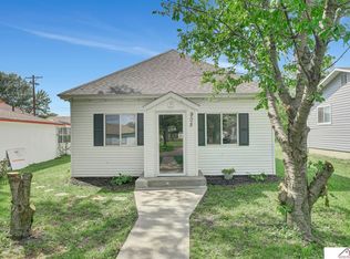 905 Franklin Ave, Dorchester, NE 68343