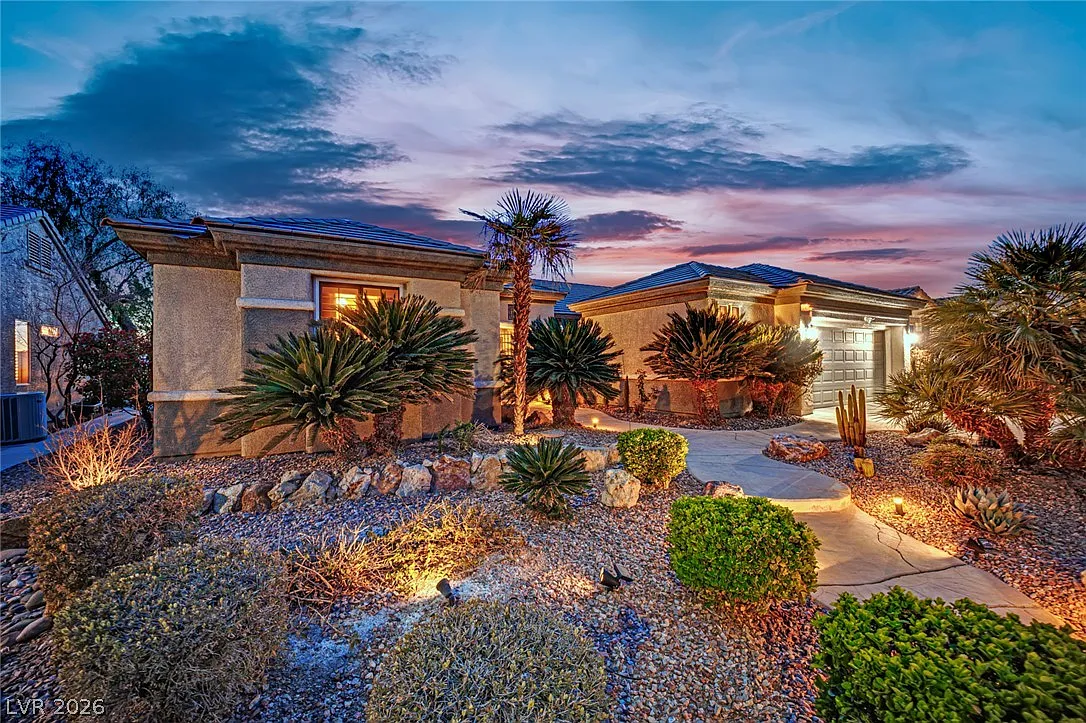 3 bed, 3.0 bath, 2296 sqft, $3,227 — Photo 1