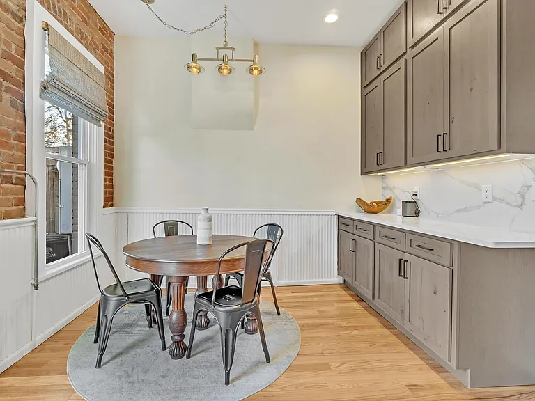 2534 N Humboldt St — Photo 21