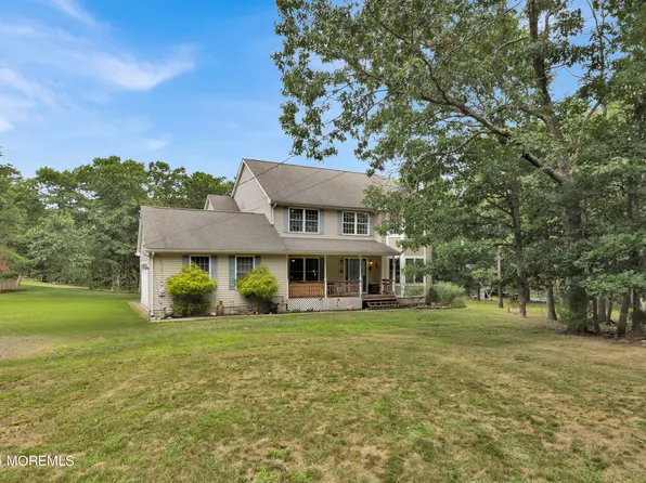 8 Hillcrest Drive, Tabernacle, NJ 08088