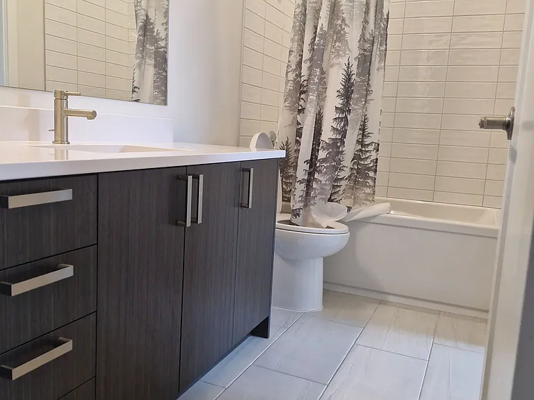 360 Deschatelets Ave #104 — Photo 13