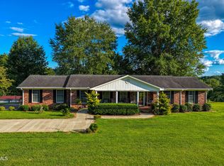 101 Arrowhead Dr, Rogersville, TN 37857