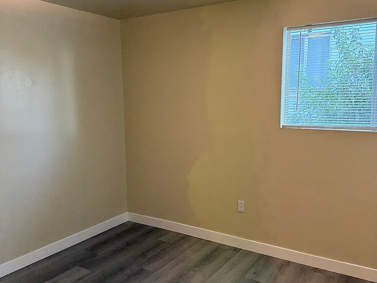215 E Vidas Ave #5 — Photo 12