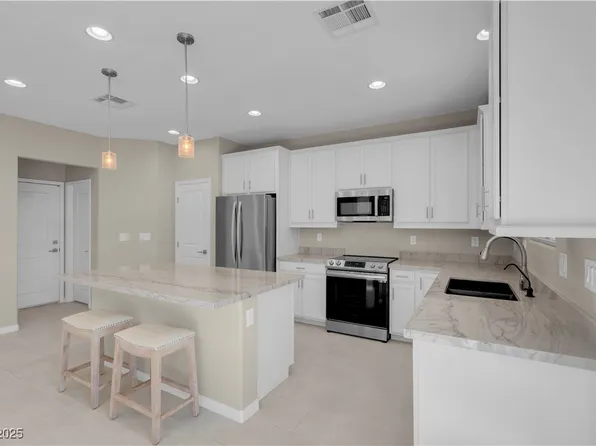 7104 Stockton Dunes St, North Las Vegas, NV 89084