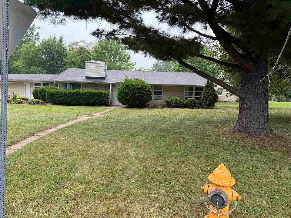 1st image of 2040 Hillside Dr