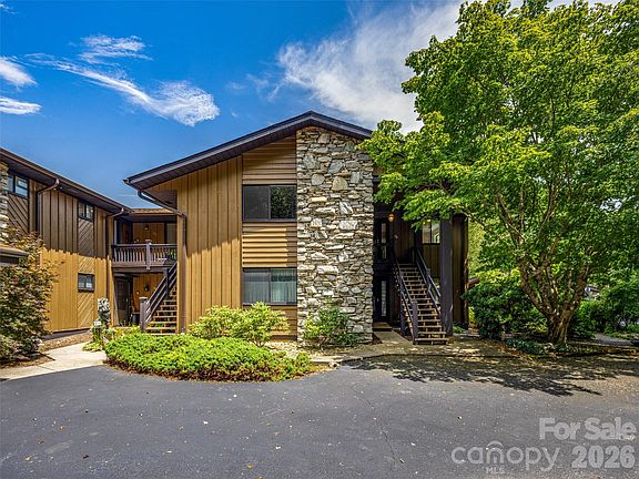 2nd image of 128 Country Ridge Rd