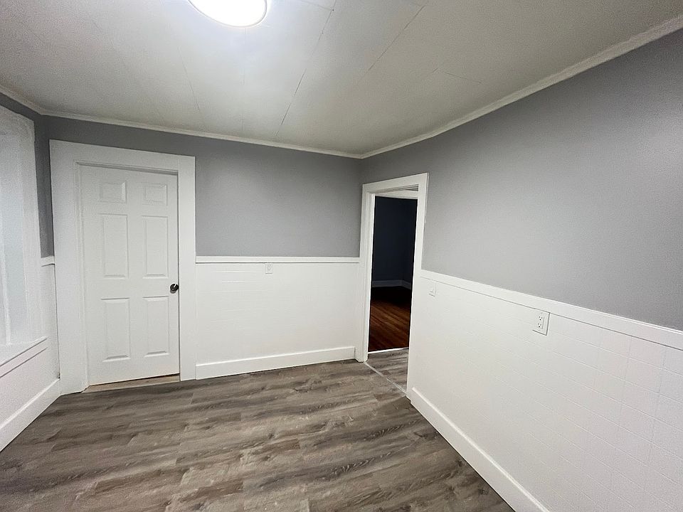 2nd image of 826 Chicopee St APT 2