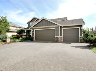 21608 26th St E, Lake Tapps, WA 98391