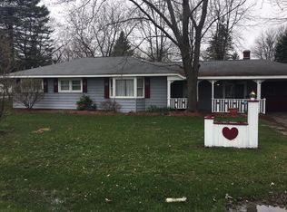 1260 Gilbert St, Flint, MI 48532