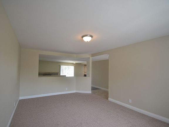 3rd image of 3138 E Levelglen Dr