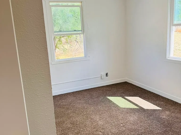 1411 NW Despain Ave — Photo 6