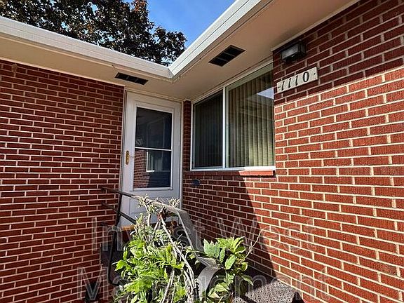 3rd image of 1110 NW 41st St