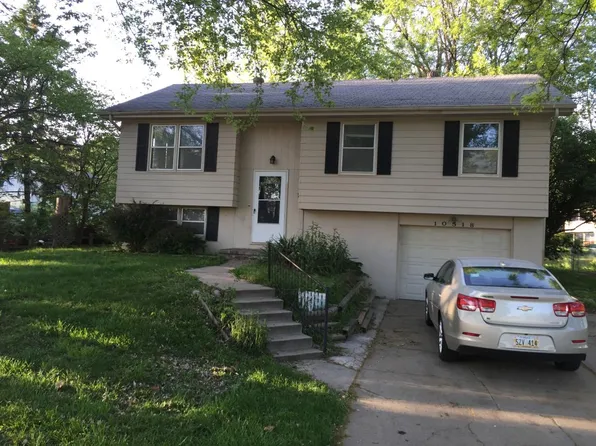 10518 Charles St, Omaha, NE 68114