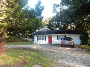 135 Diana Ave, Fort Myers, FL 33905