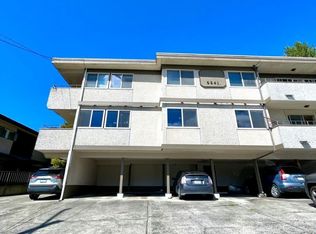 3941 1st Ave NE APT 202, Seattle, WA 98105