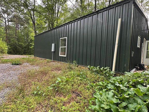 3rd image of 216 Cribb Rd