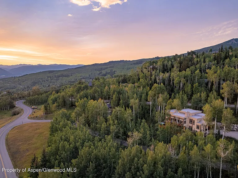 40 Maple Ridge Ln — Photo 41