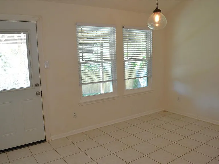 14107 Running Bear Dr — Photo 4