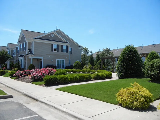 6633 Clarksburg Pl — Photo 20