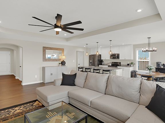 3rd image of 5538 Woods Pointe Dr