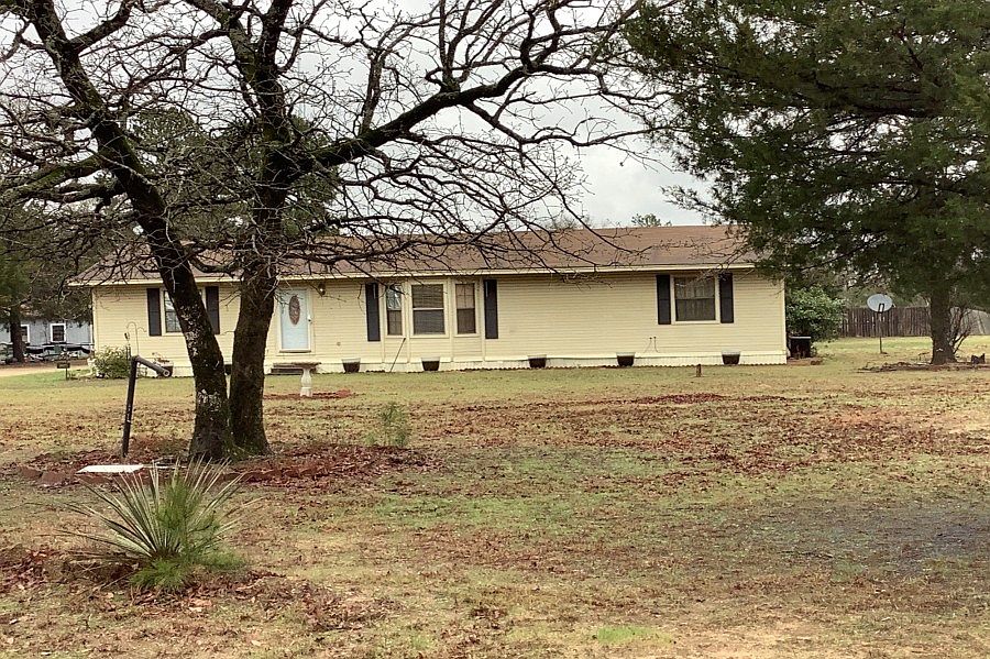 1st image of 10850 Oak Haven Cir