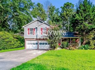 5222 Biffle Rd, Stone Mountain, GA 30088