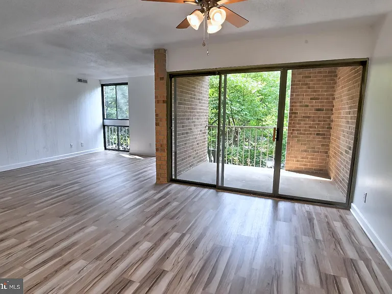 1580 Moorings Dr #11B — Photo 13