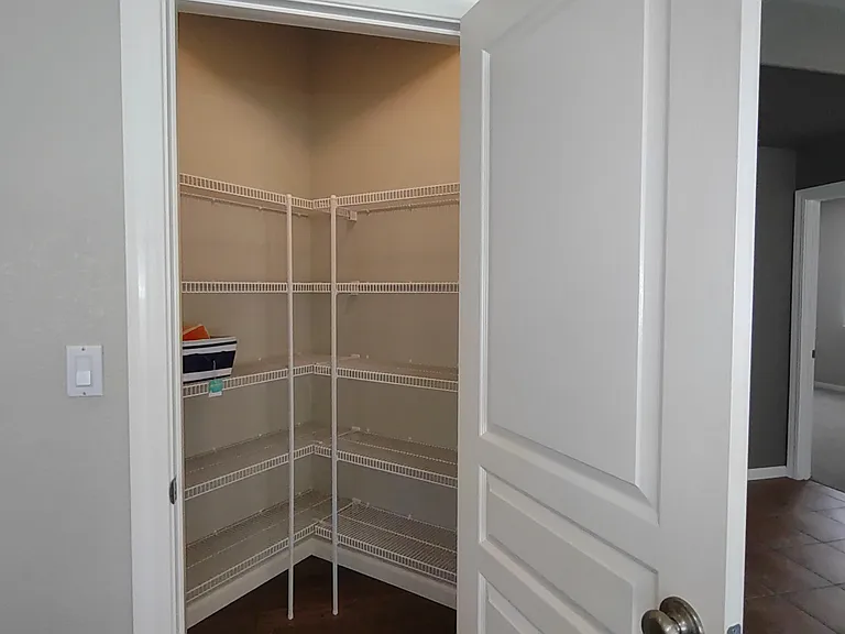 5069 Wilmont Ct — Photo 9