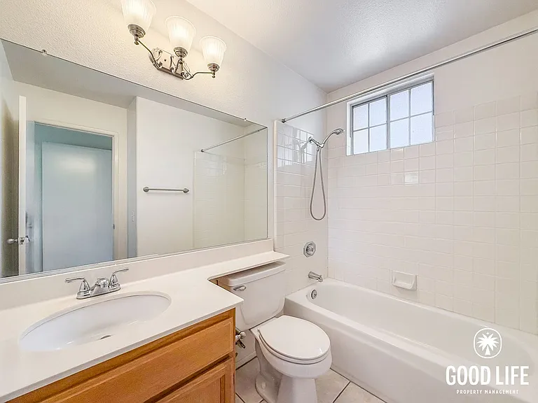 10880 Creekbridge Pl — Photo 14