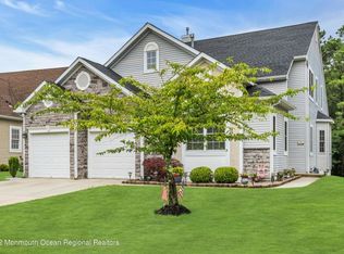 19 Strathmere St, Waretown, NJ 08758