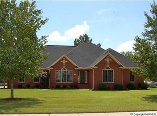 113 Lovvorn Ln, Huntsville, AL 35806