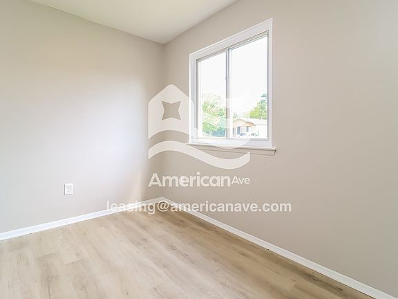 977651_003_living_room_13944627.jpg