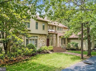 3 Persimmon Ct, Medford, NJ 08055