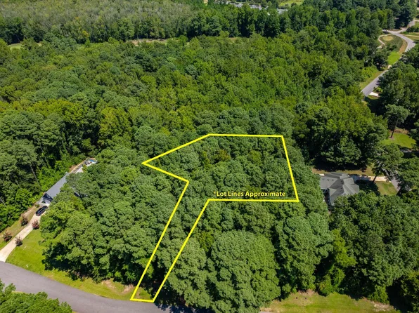 110 Long Point Cir Lot 22, Powells Pt, NC 27966