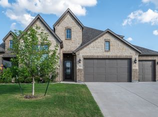 1703 Cedar Bluff Pkwy, Mansfield, TX 76063