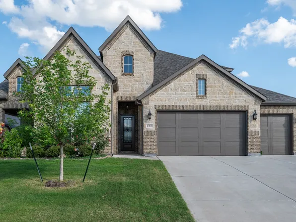 1703 Cedar Bluff Pkwy, Mansfield, TX 76063