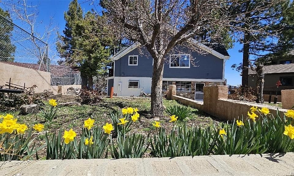 1st image of 40080 Francis Way