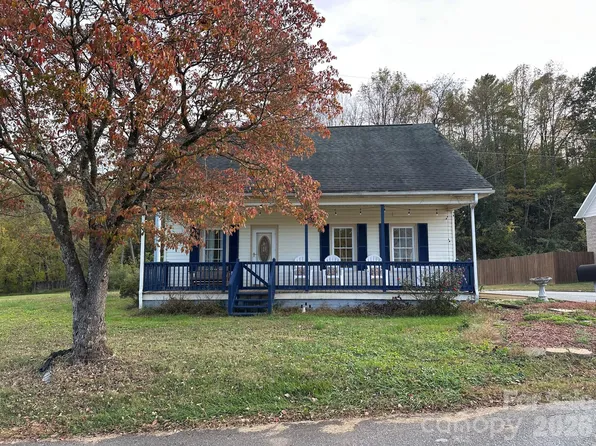 302 Catawba Ave, Hickory, NC 28601
